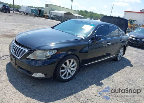 2009 Lexus Ls 460 z USA, uszkodzony, nr VIN JTHCL46F095003664